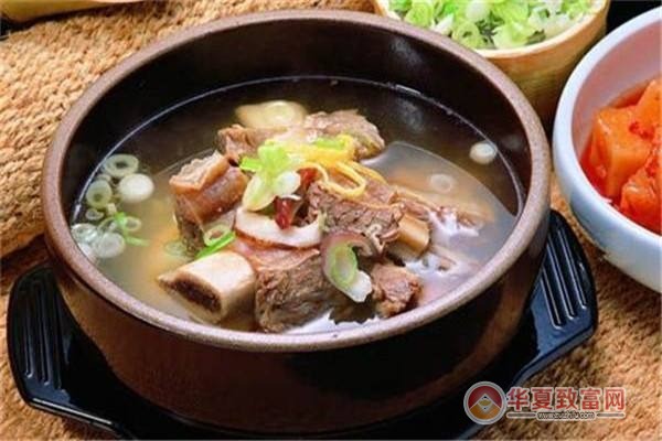 犟福牛排牛骨煲加盟